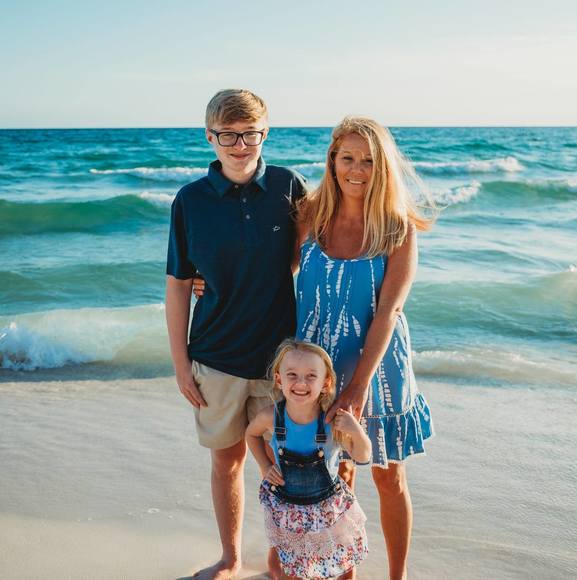 Meet your Posher, Rebecca - Picture 1 of 1